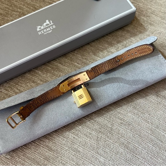 HERMES KELLY Watch Womens Gold Plated Yellow Leather Band - Picture 4 of 9